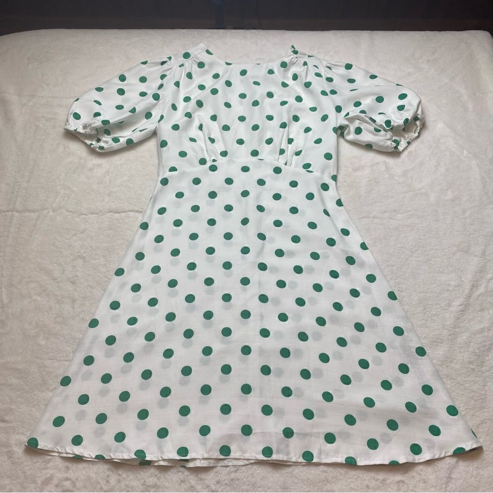 ASOS New With Tags White Green Polka Dot Dress Size 4